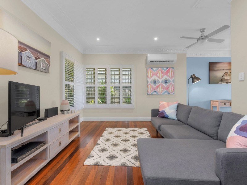 250 Rode Road, Wavell Heights QLD 4012