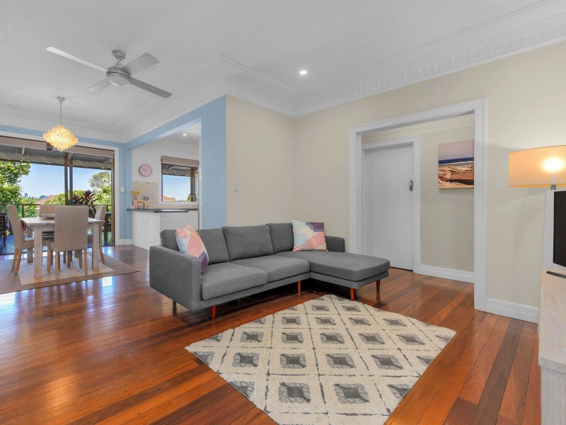 250 Rode Road, Wavell Heights QLD 4012