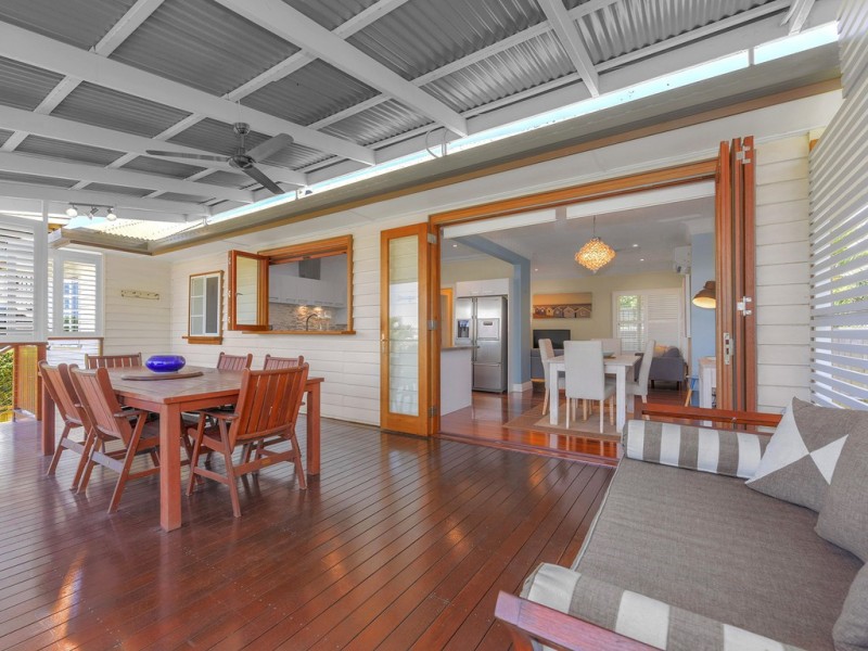 250 Rode Road, Wavell Heights QLD 4012