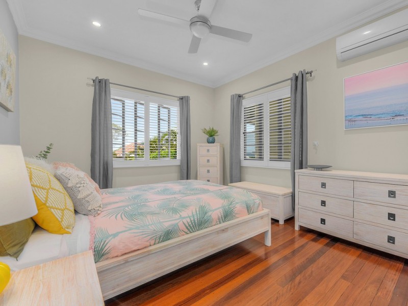 250 Rode Road, Wavell Heights QLD 4012