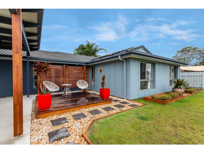 6 Whimbrel Court, Bellmere QLD 4510