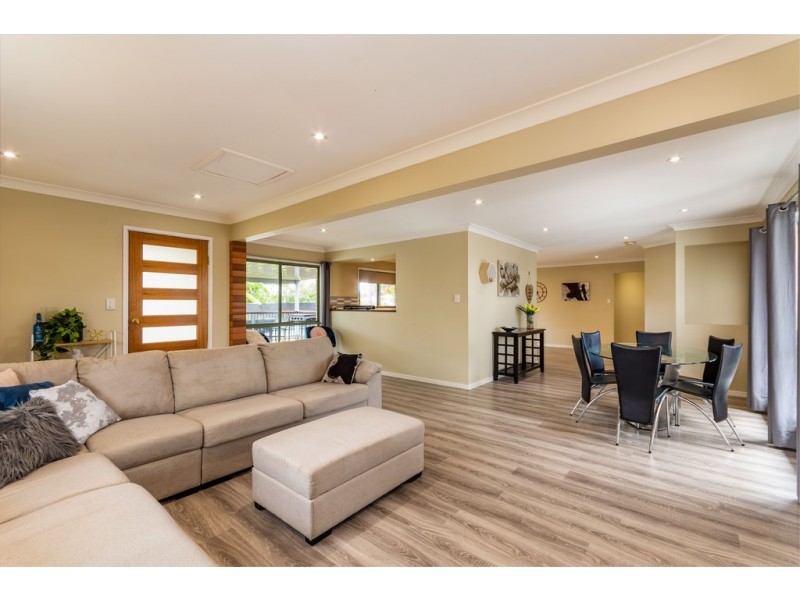 6 Whimbrel Court, Bellmere QLD 4510