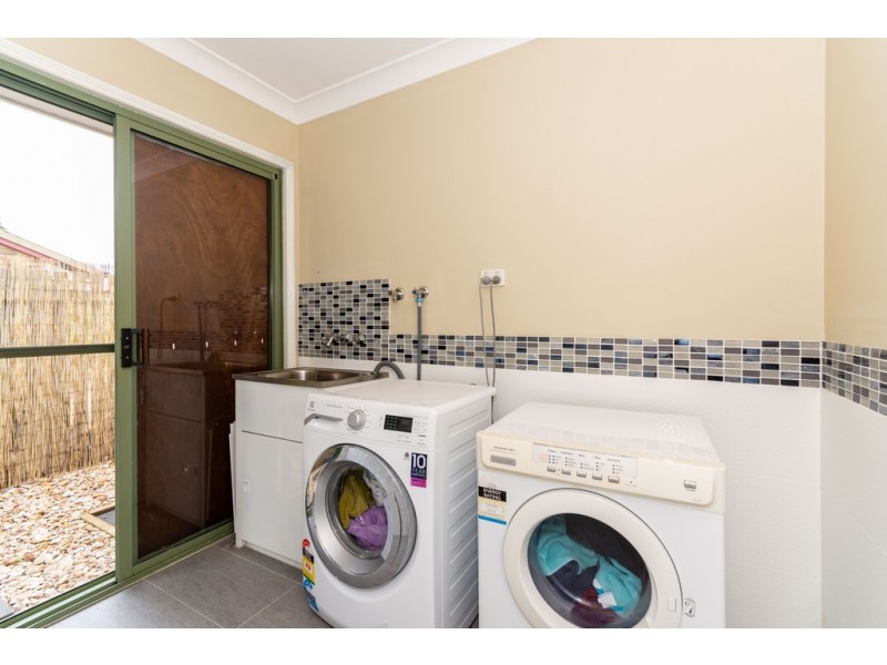 6 Whimbrel Court, Bellmere QLD 4510