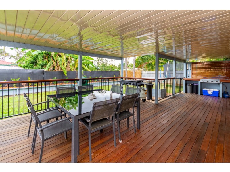 6 Whimbrel Court, Bellmere QLD 4510