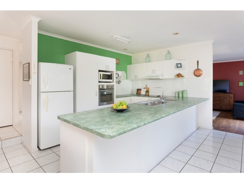 4 Tarrilli Place, Carseldine QLD 4034