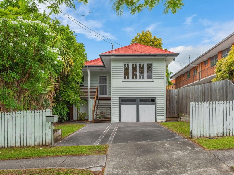 23 Davenport Street, Chermside QLD 4032