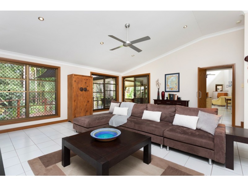 239 Church Road, Eatons Hill QLD 4037