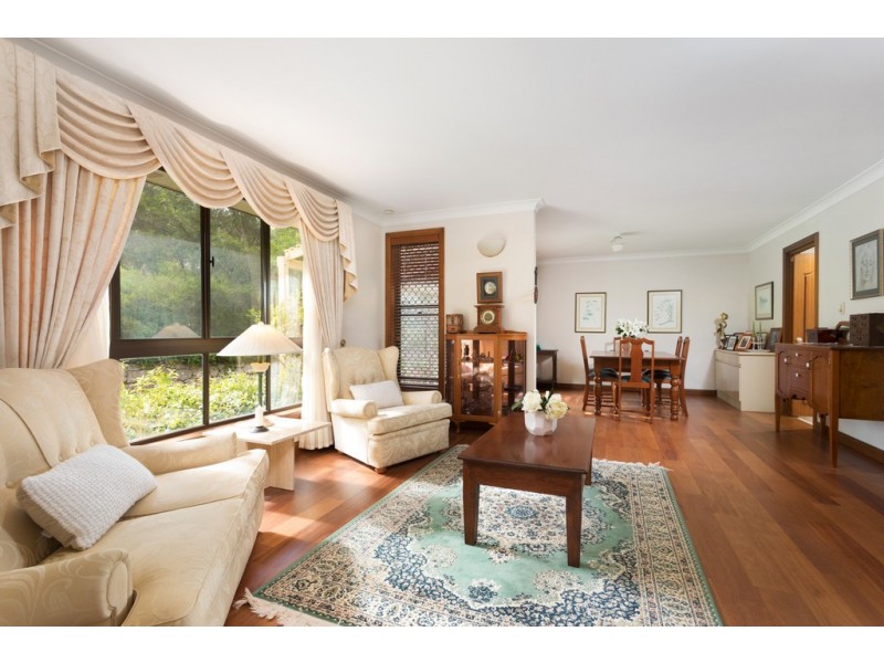 239 Church Road, Eatons Hill QLD 4037