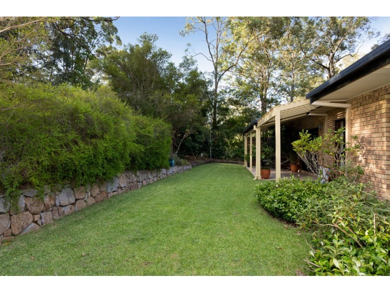 239 Church Road, Eatons Hill QLD 4037