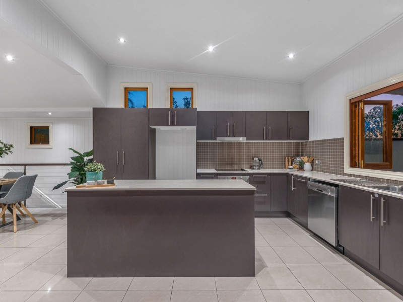 51 Larwill Avenue, Northgate QLD 4013