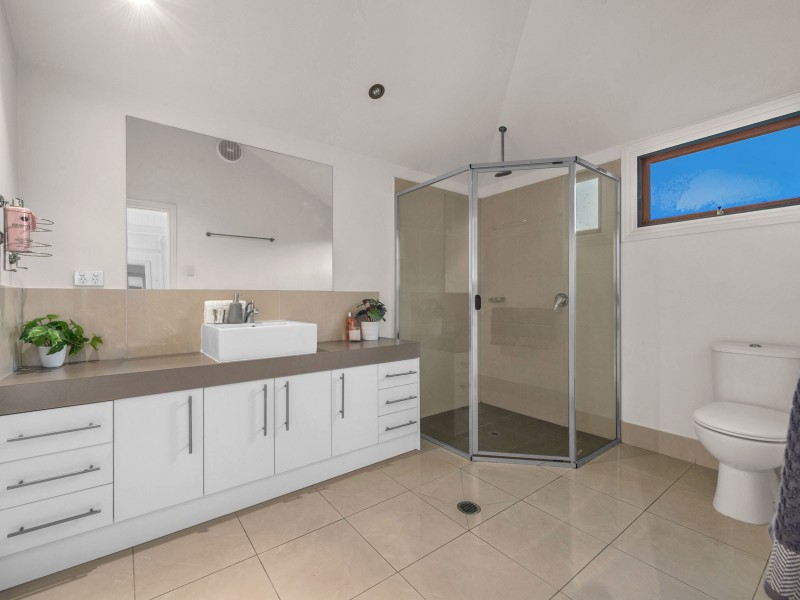 51 Larwill Avenue, Northgate QLD 4013