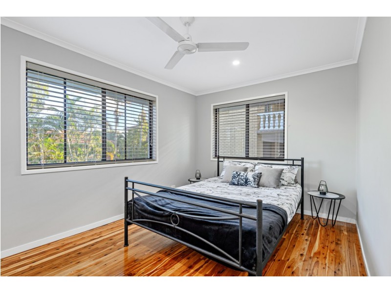 10 Claret Street, Carseldine QLD 4034