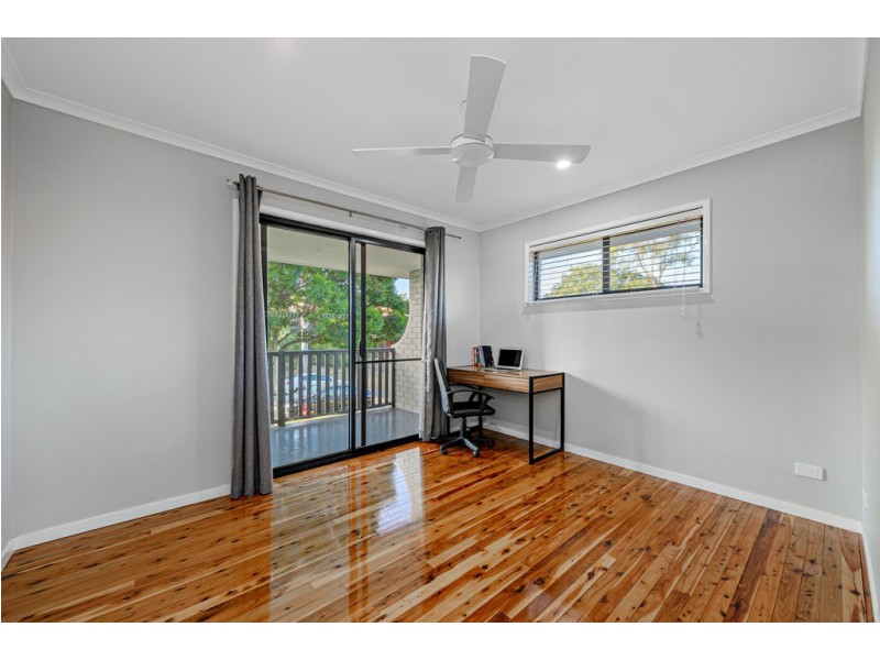 10 Claret Street, Carseldine QLD 4034