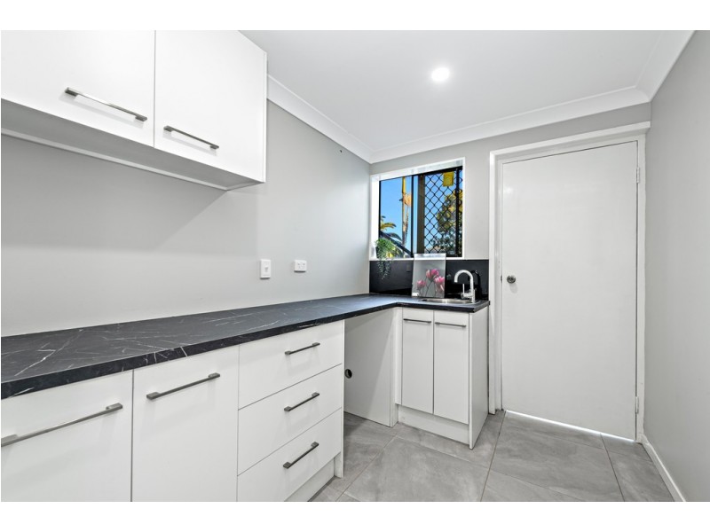 10 Claret Street, Carseldine QLD 4034