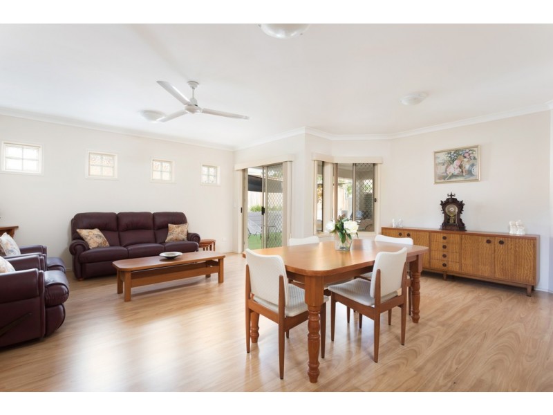 27 Dicaprio Circuit, Bridgeman Downs QLD 4035