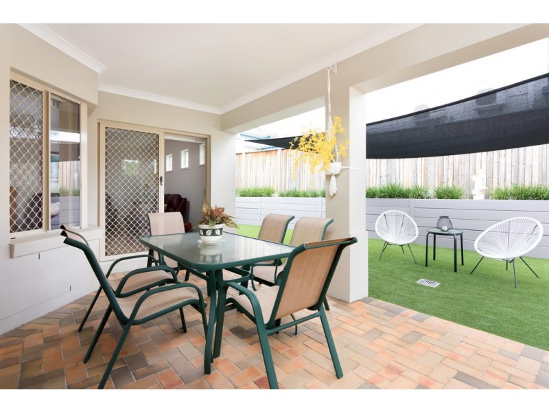 27 Dicaprio Circuit, Bridgeman Downs QLD 4035