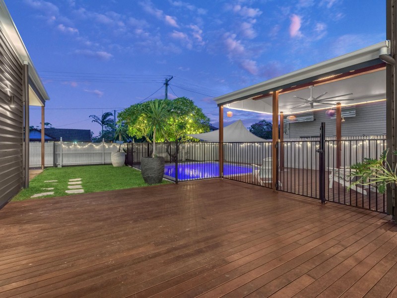 56 Grant Street, Redcliffe QLD 4020