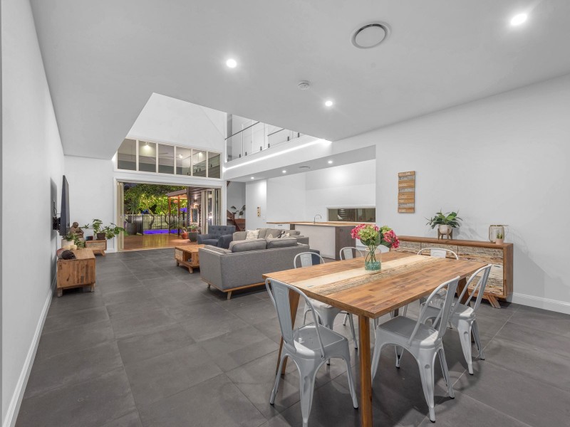 56 Grant Street, Redcliffe QLD 4020