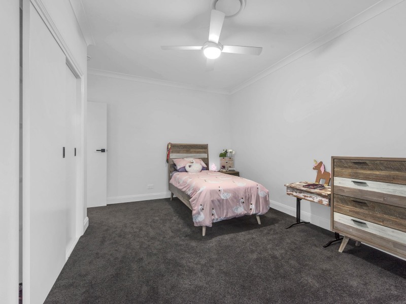 56 Grant Street, Redcliffe QLD 4020