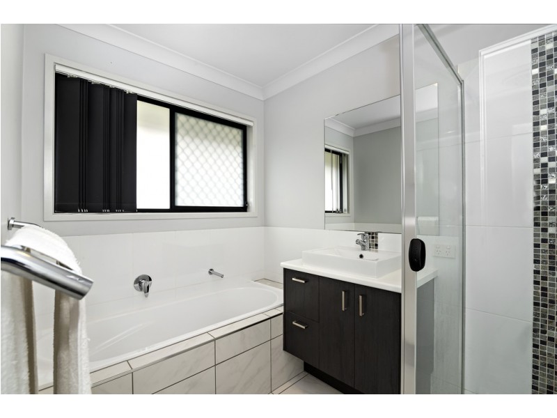 12 Capuchin Close, Dakabin QLD 4503