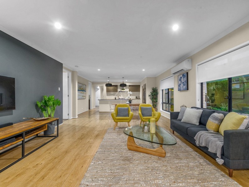 33 Palmerston Street, North Lakes QLD 4509