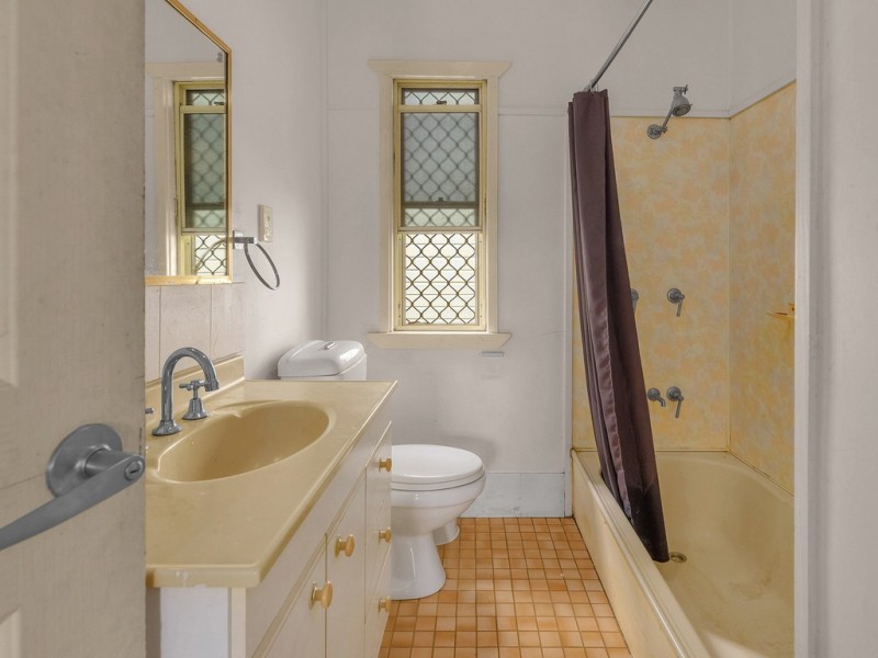 10 Chapel Street, Banyo QLD 4014