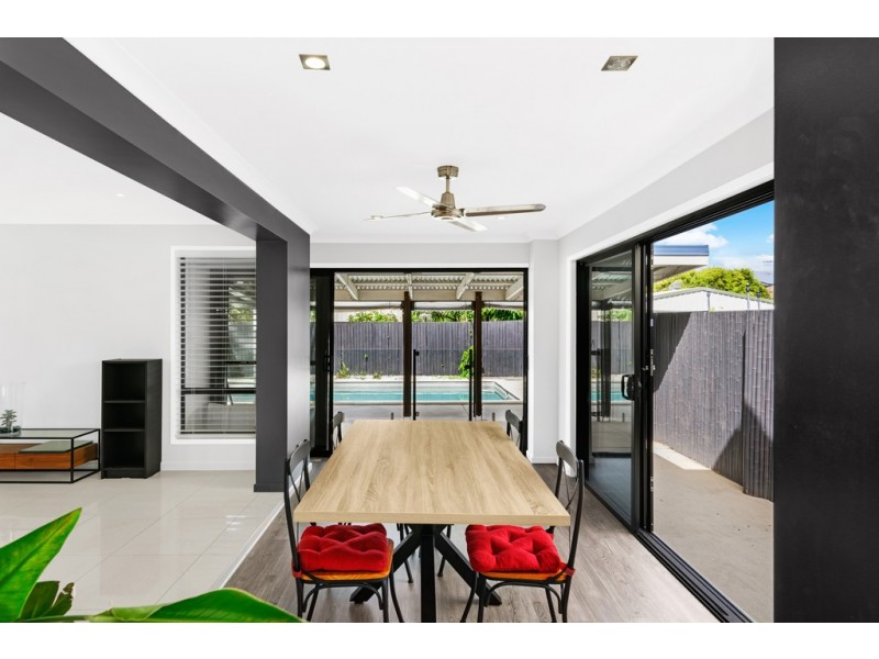 11 Somers Street, Nudgee QLD 4014