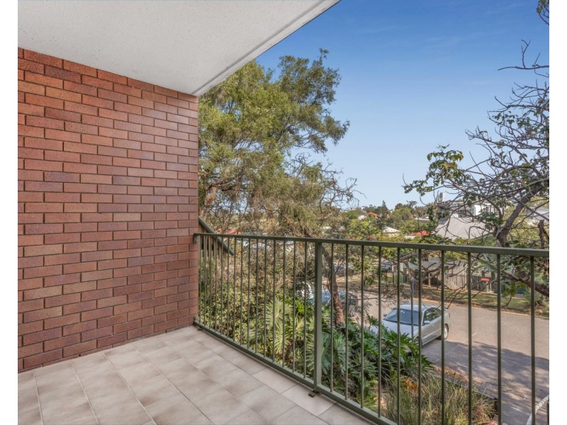 2/4 Bonython Street, Windsor QLD 4030