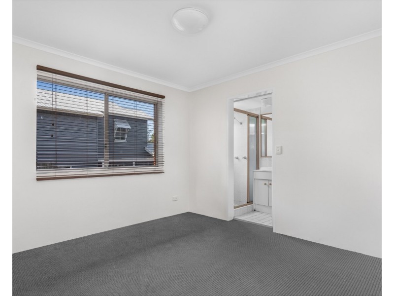 2/4 Bonython Street, Windsor QLD 4030