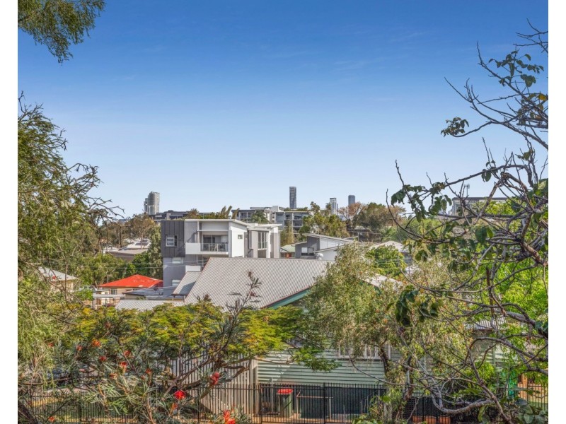 2/4 Bonython Street, Windsor QLD 4030