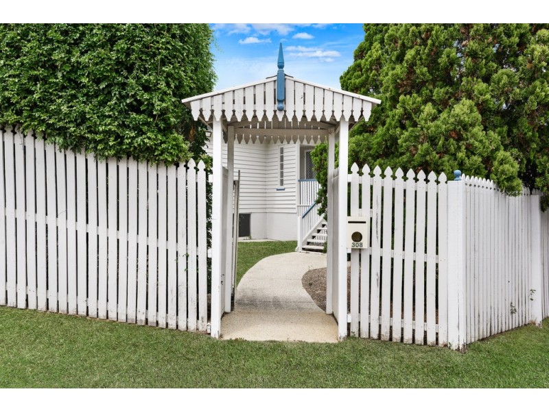 308 Rode Road, Wavell Heights QLD 4012