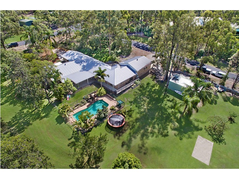 15 Sarow Drive, Warner QLD 4500