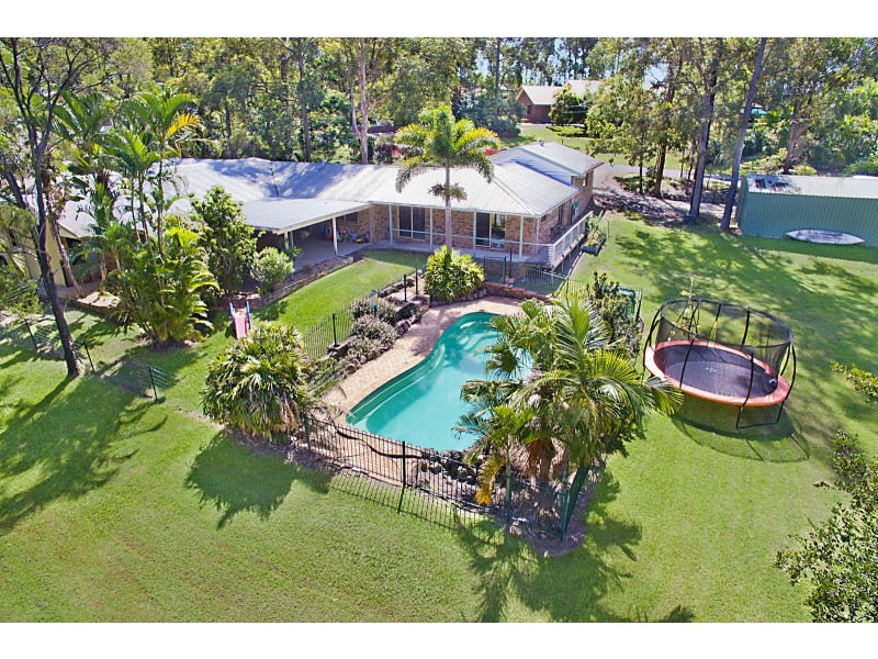 15 Sarow Drive, Warner QLD 4500