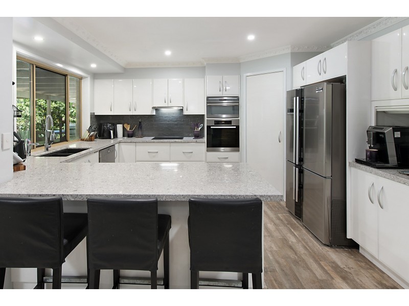 15 Sarow Drive, Warner QLD 4500