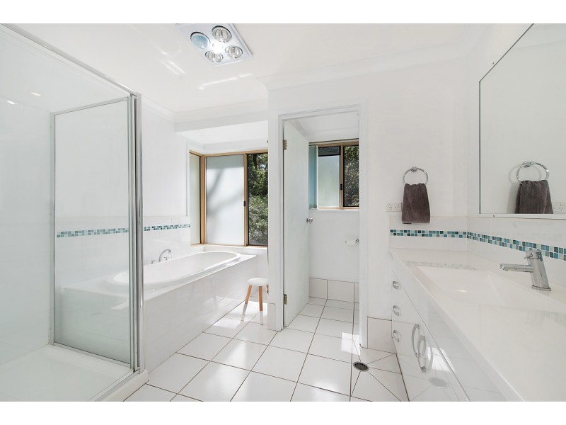 15 Sarow Drive, Warner QLD 4500