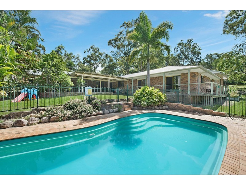 15 Sarow Drive, Warner QLD 4500