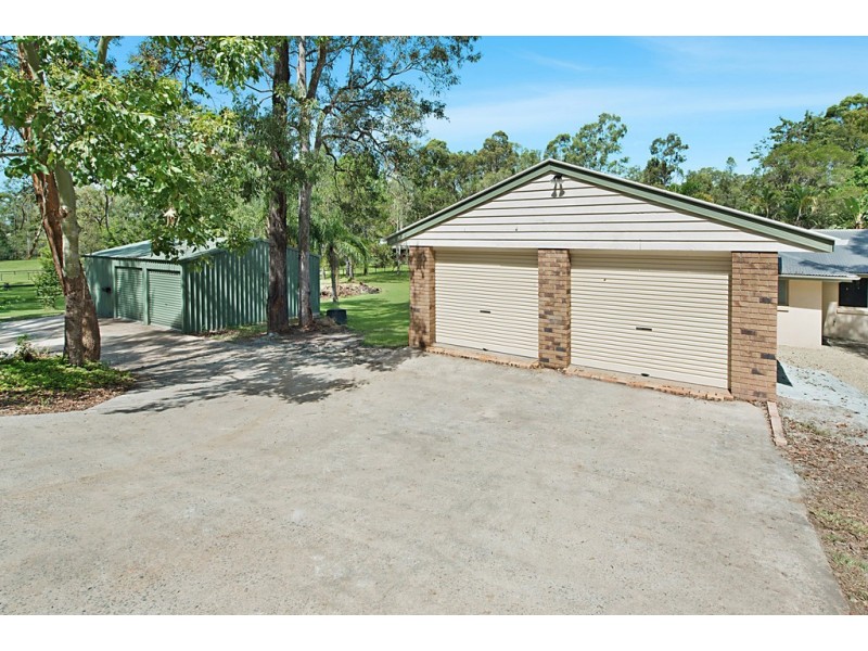 15 Sarow Drive, Warner QLD 4500