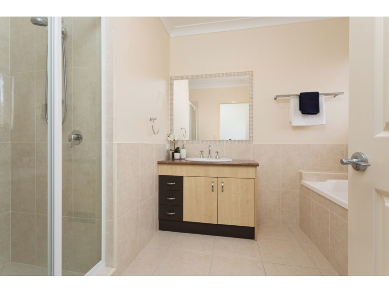 34 Myron Street, Chermside QLD 4032