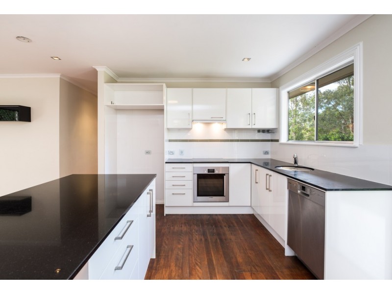 2 Eveleigh Street, Arana Hills QLD 4054