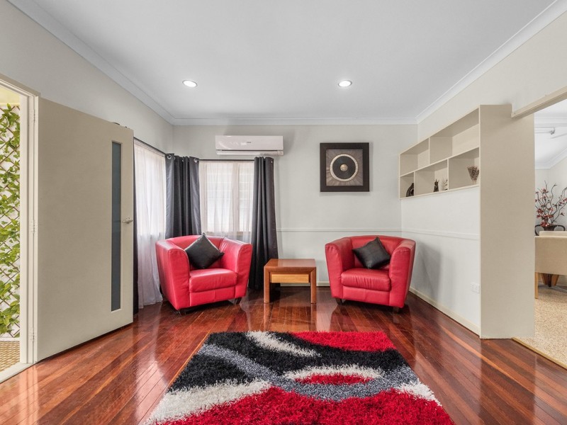 17 Meemar Street, Chermside QLD 4032