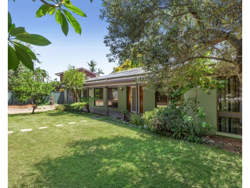 16 Barfoot Street, Bracken Ridge QLD 4017