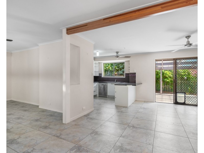 16 Barfoot Street, Bracken Ridge QLD 4017