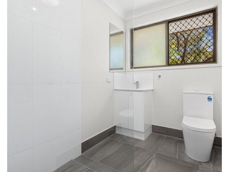 16 Barfoot Street, Bracken Ridge QLD 4017