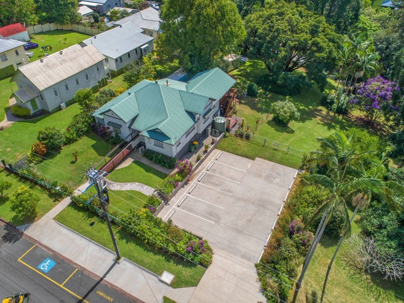 10 Cedar Street, Maleny QLD 4552