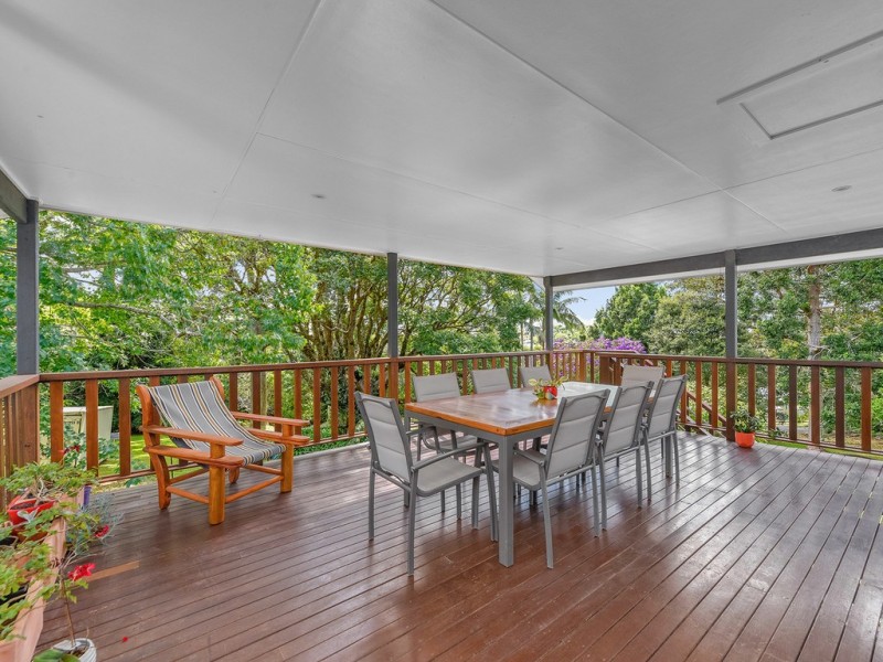 10 Cedar Street, Maleny QLD 4552