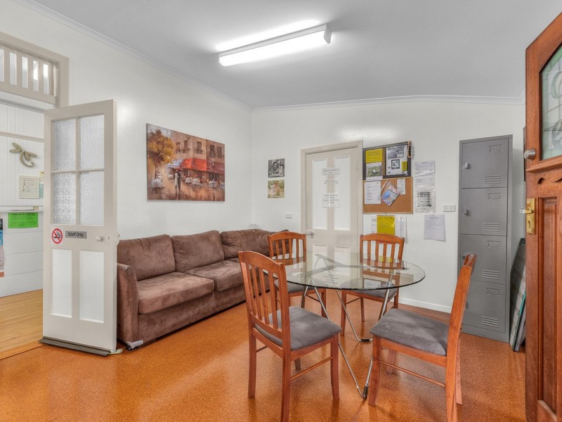 10 Cedar Street, Maleny QLD 4552