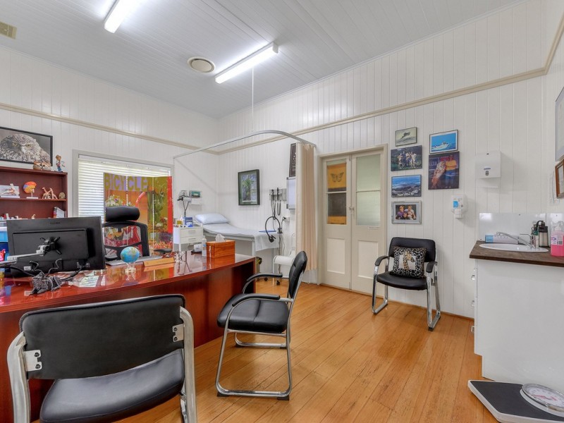 10 Cedar Street, Maleny QLD 4552