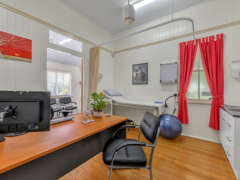 10 Cedar Street, Maleny QLD 4552