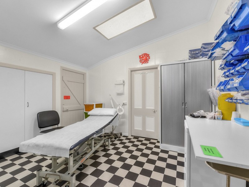 10 Cedar Street, Maleny QLD 4552