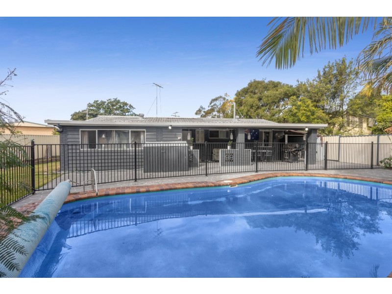 25 Windrest Street, Strathpine QLD 4500